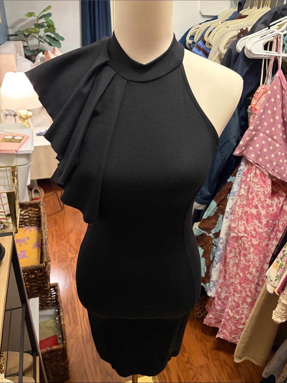 Lulu’s Elegant Black One-Shoulder Dress with Cape Detailing 👗